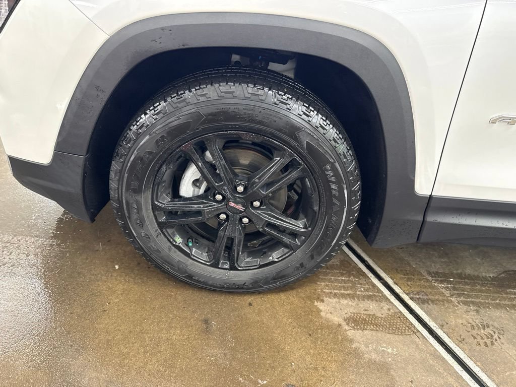 Used 2023 GMC Terrain AT4 w/ Tech Package AWD/4WD image 11