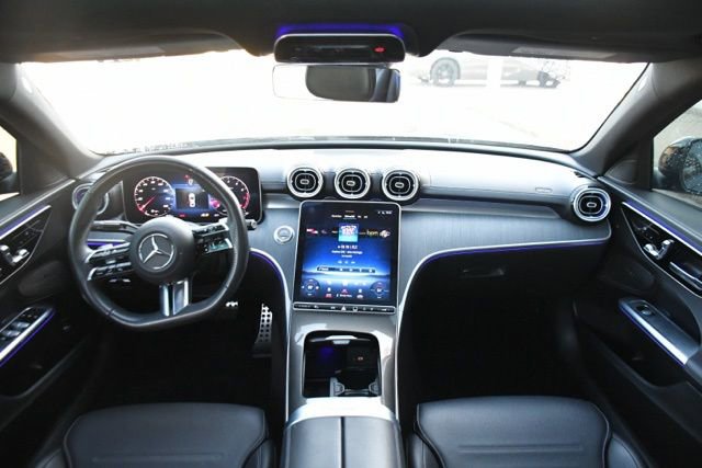 Used 2023 Mercedes-Benz C 300 Sedan image 10