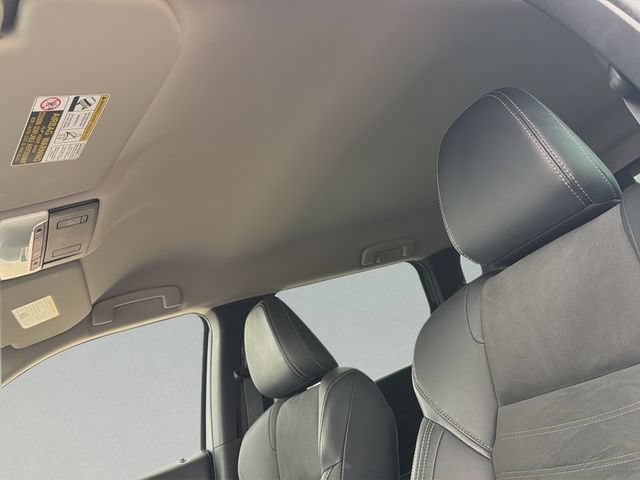 Used 2023 Mitsubishi Outlander SE AWD/4WD image 12