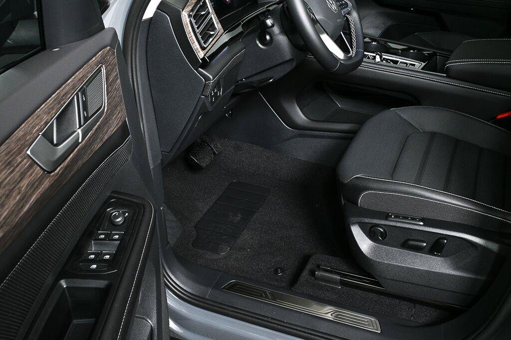 New 2026 Volkswagen Atlas SEL AWD/4WD image 10