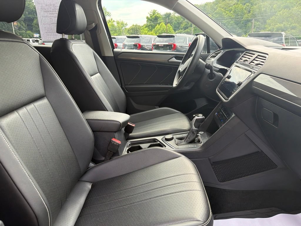 Used 2024 Volkswagen Tiguan Wolfsburg Edition AWD/4WD image 20