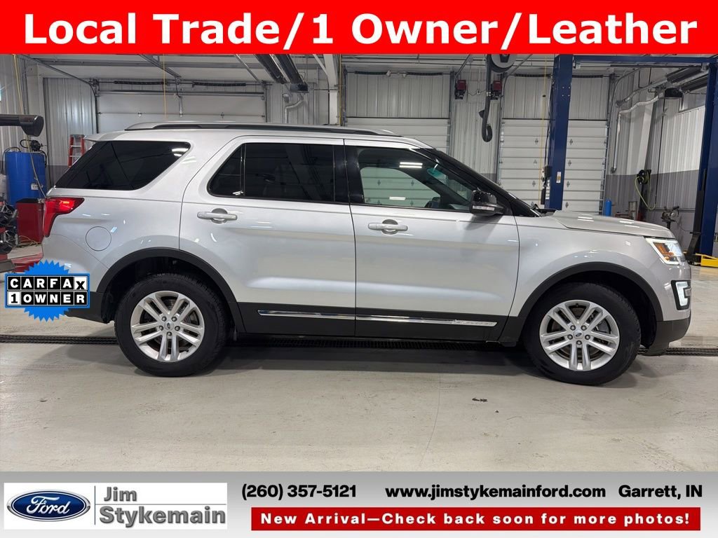 Used 2017 Ford Explorer XLT w/ Equipment Group 202A image 11