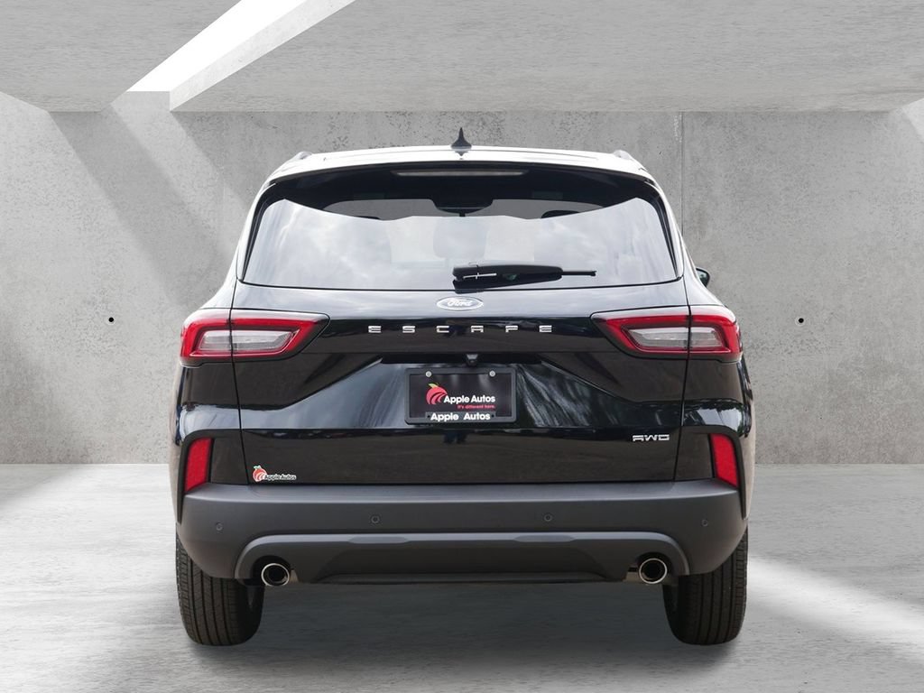 Certified 2025 Ford Escape ST-Line w/ Tech Pack #1 AWD/4WD image 4
