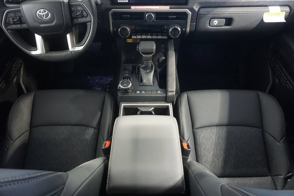New 2026 Toyota Tacoma Limited AWD/4WD image 31