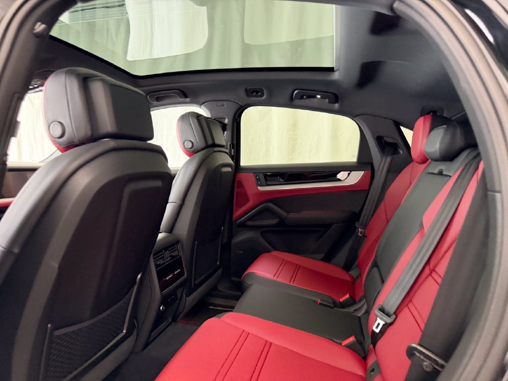 New 2026 Porsche Cayenne S AWD/4WD image 24