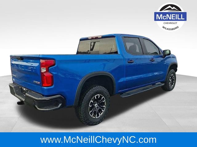 Used 2023 Chevrolet Silverado 1500 ZR2 image 4