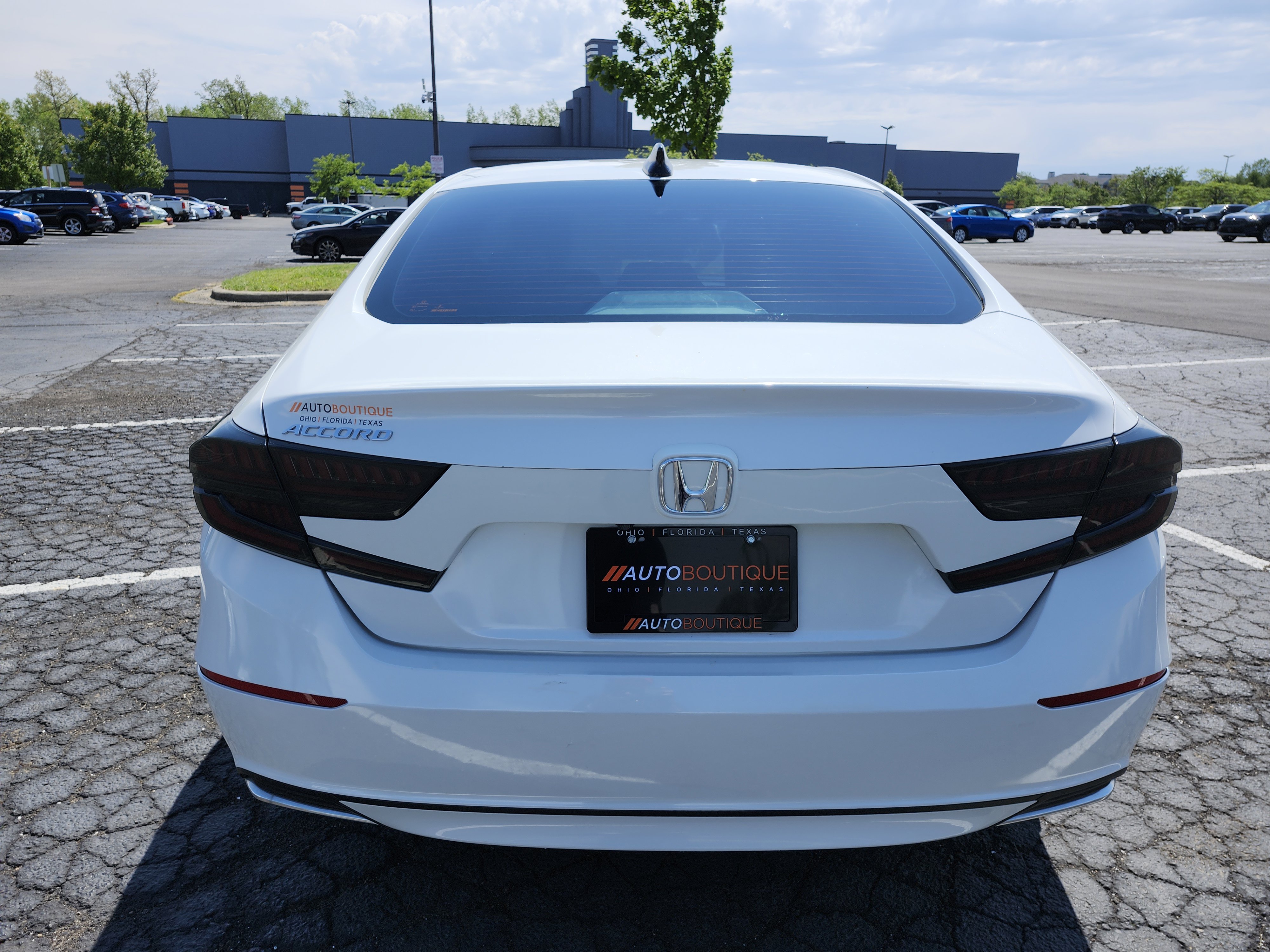 Used 2018 Honda Accord LX image 14