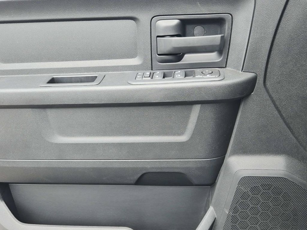 New 2026 RAM 3500 Tradesman AWD/4WD image 31