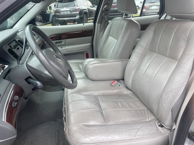 Used 2003 Mercury Grand Marquis LSE RWD image 10