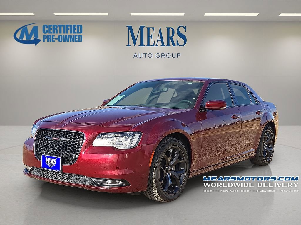 Used 2023 Chrysler 300 S