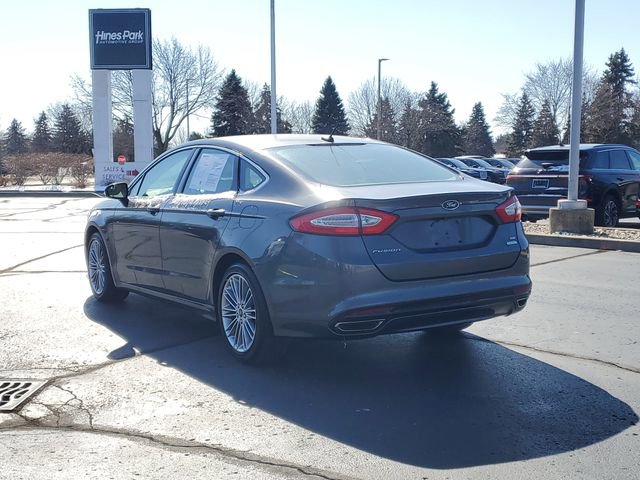 Used 2015 Ford Fusion SE w/ Equipment Group 202A image 3