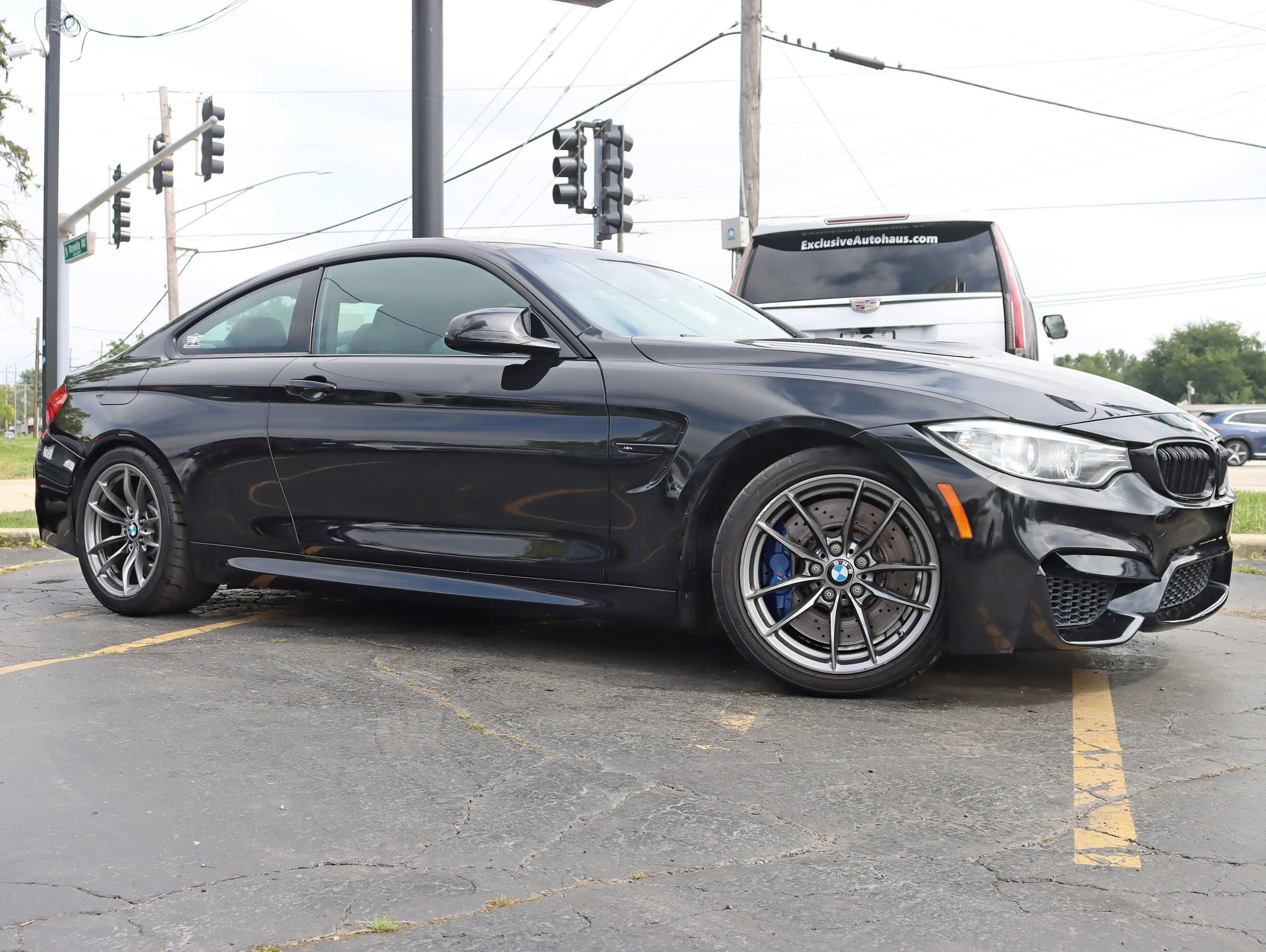Used 2016 BMW M4 Coupe RWD image 2
