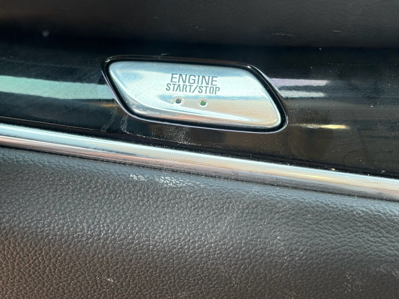 Used 2024 Buick Enclave Avenir w/ Trailering Package, 5000 lbs. FWD image 28
