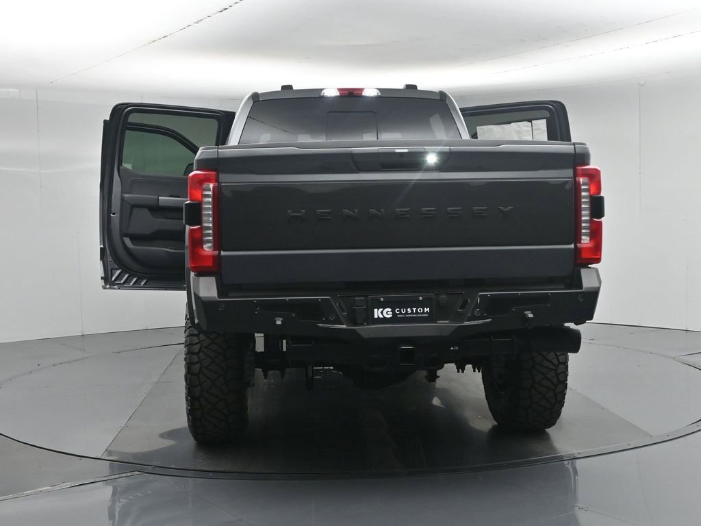 New 2026 Ford F250 Lariat w/ Black Appearance Package image 38
