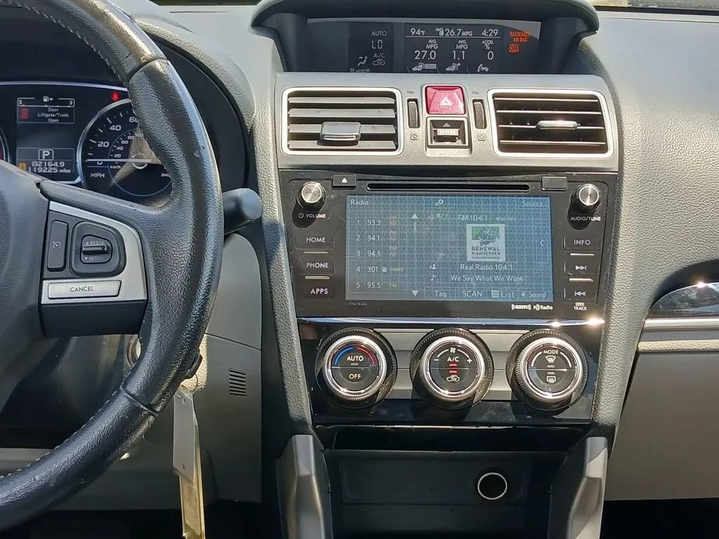 Used 2017 Subaru Forester 2.5i Limited AWD/4WD image 31