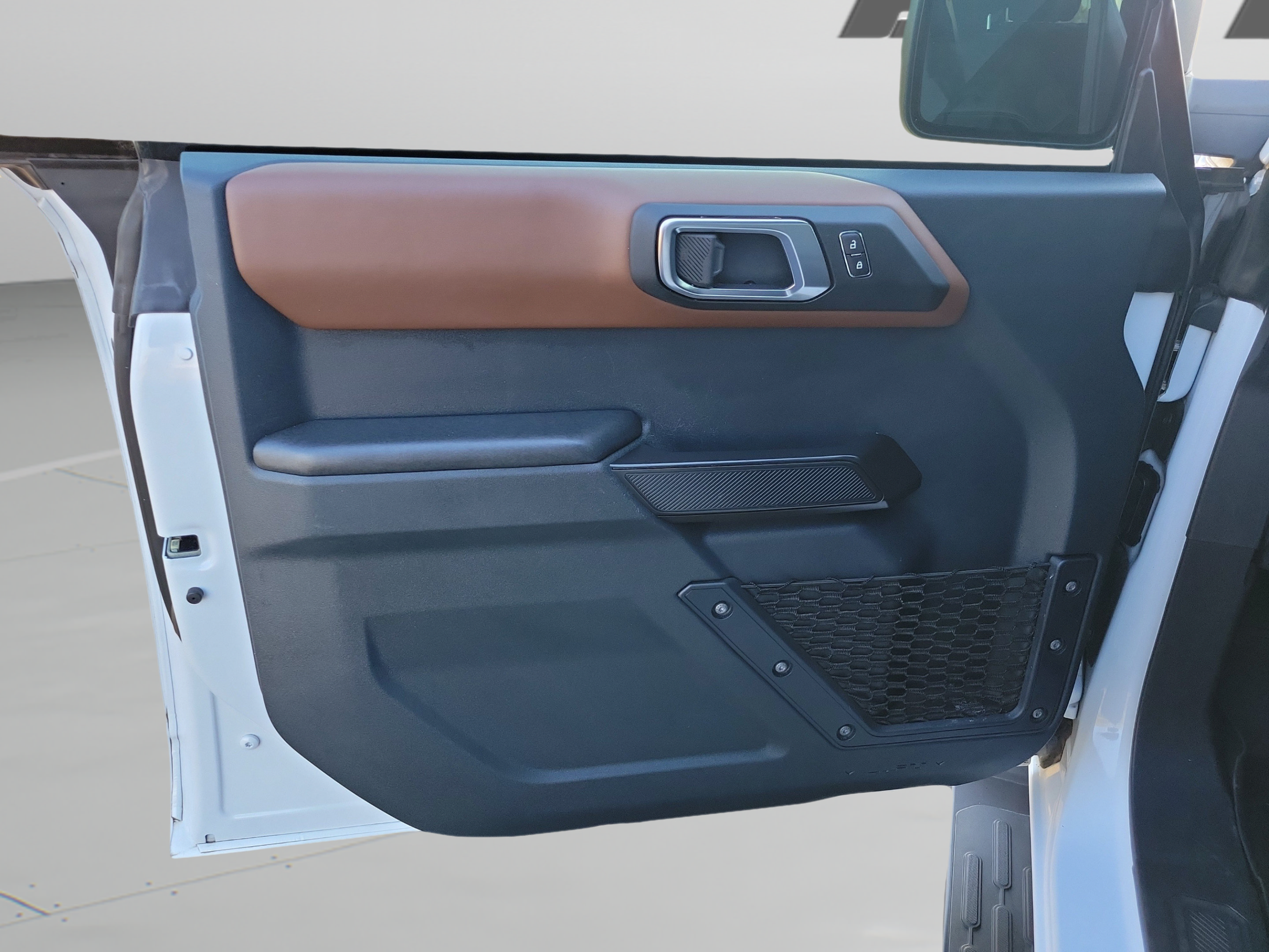 Used 2024 Ford Bronco Outer Banks AWD/4WD image 20
