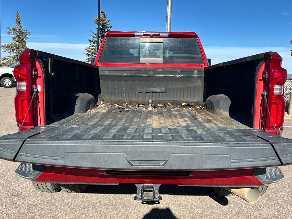 Used 2022 Chevrolet Silverado 3500 High Country w/ Safety Package II image 5