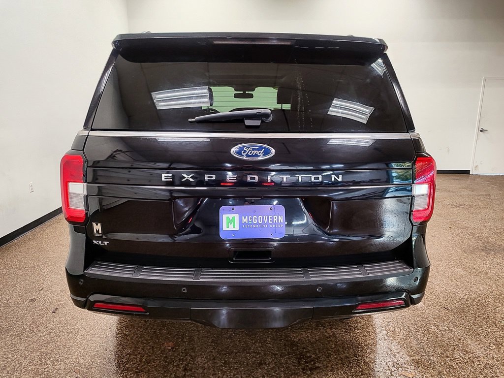 Used 2022 Ford Expedition XLT AWD/4WD image 4