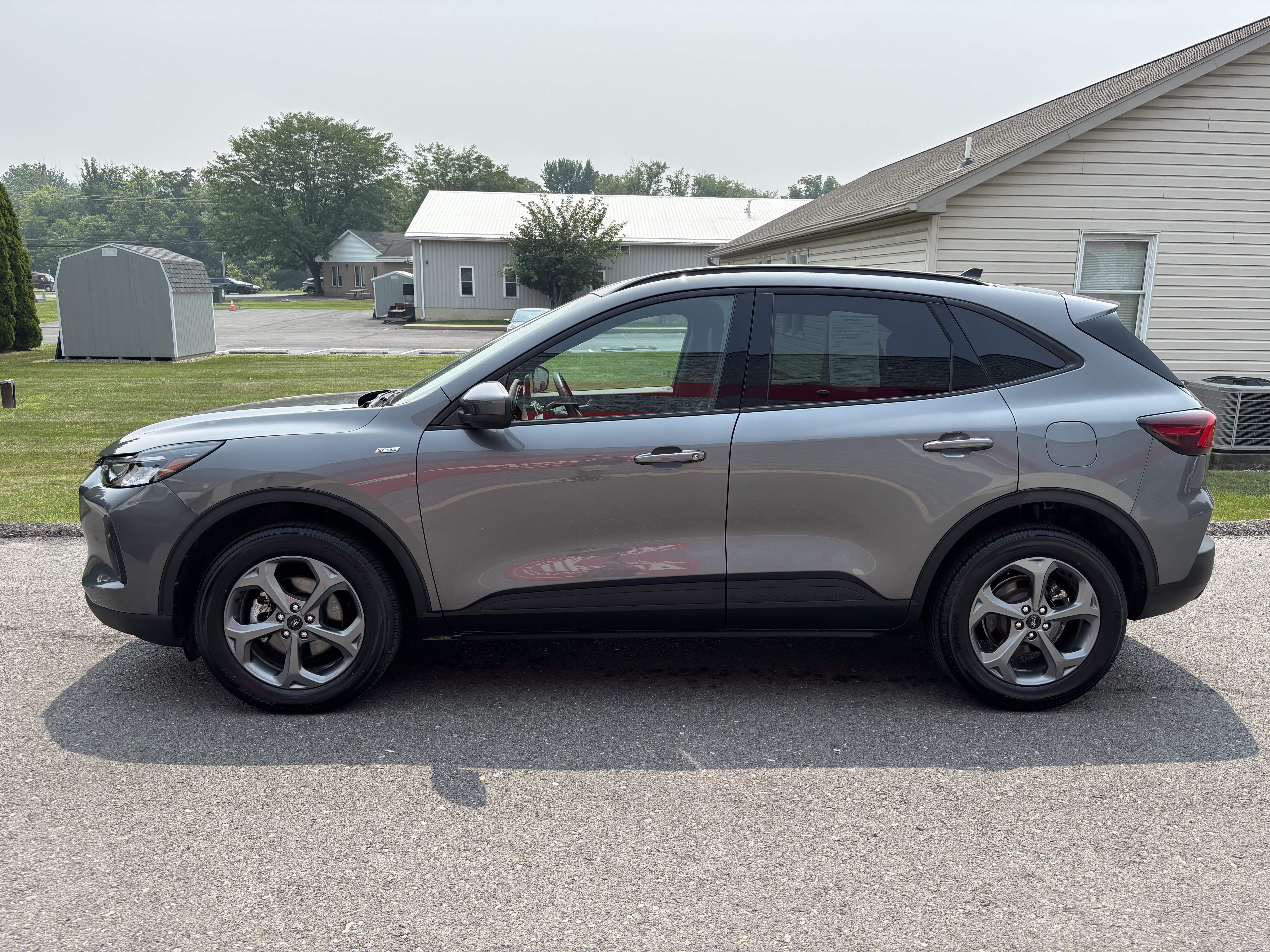 Used 2025 Ford Escape ST-Line Select AWD/4WD image 7