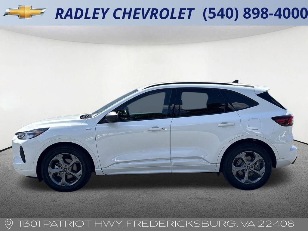 Used 2023 Ford Escape ST-Line w/ Tech Pack #1 image 2