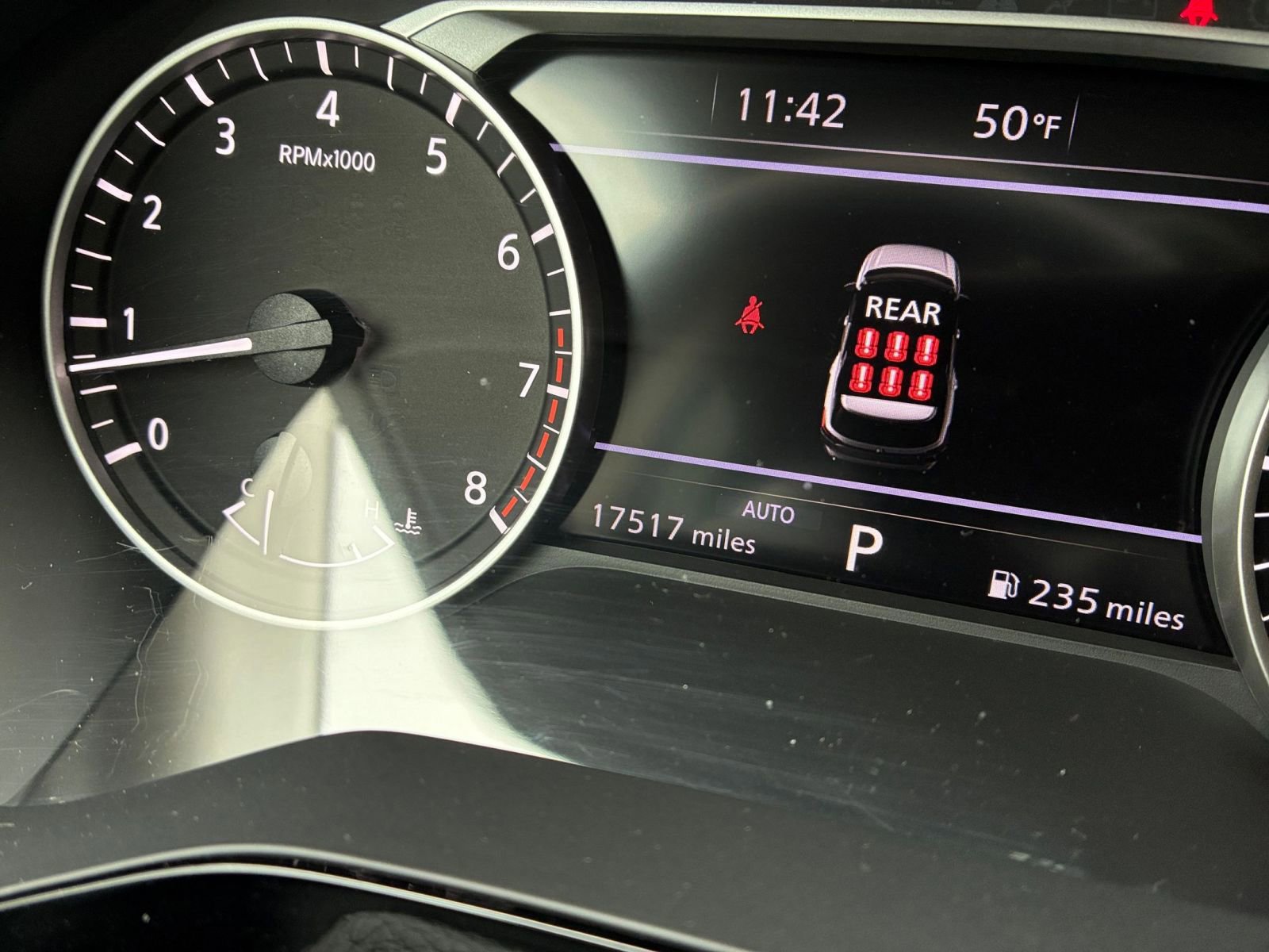 Used 2025 Nissan Pathfinder SV AWD/4WD image 43