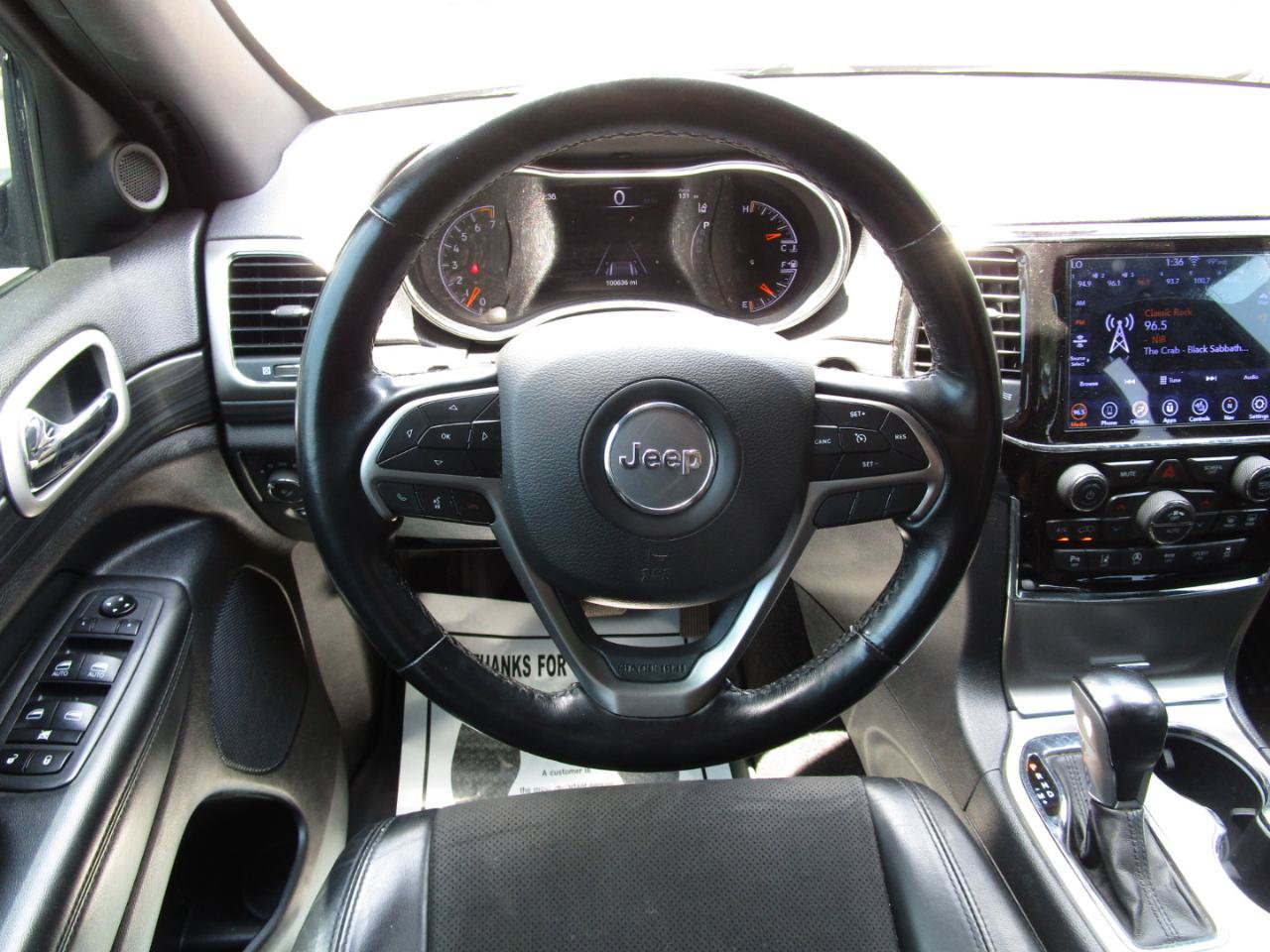 Used 2020 Jeep Grand Cherokee Altitude AWD/4WD image 11