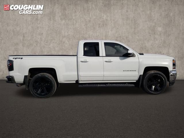 Used 2017 Chevrolet Silverado 1500 LT w/ All Star Edition image 9