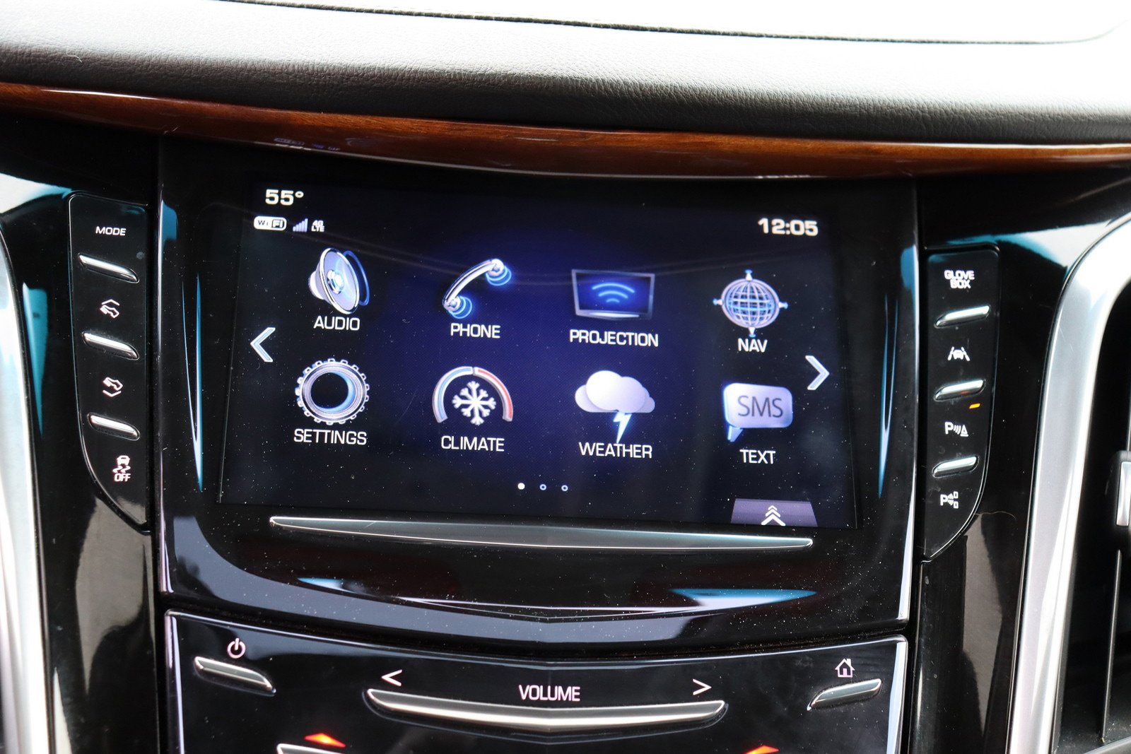 Used 2019 Cadillac Escalade Luxury AWD/4WD image 37