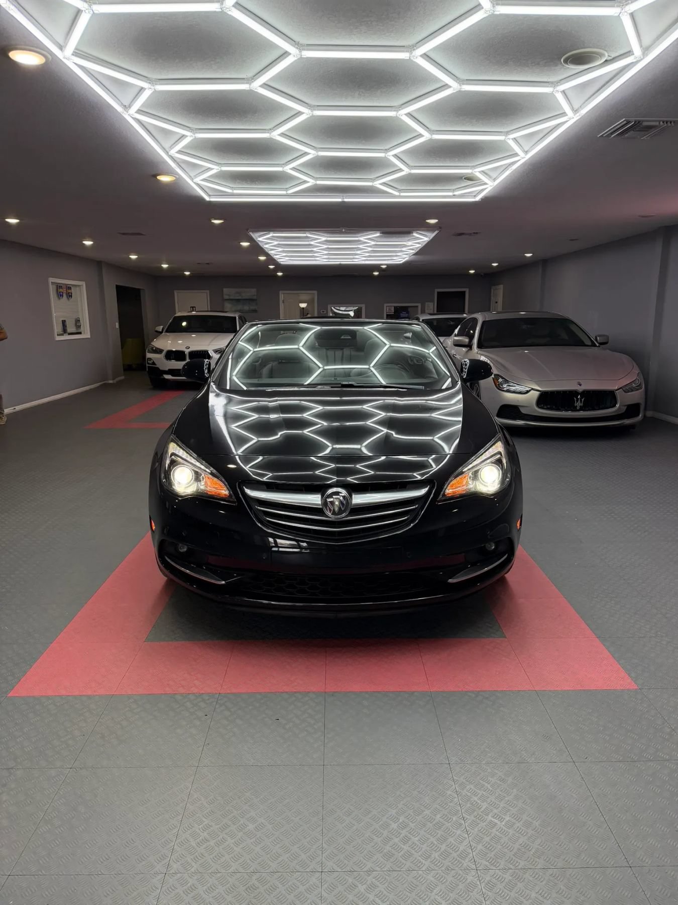 Used 2019 Buick Cascada Premium FWD image 8