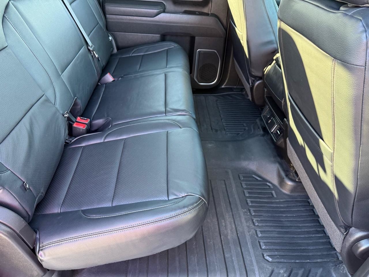Used 2025 Chevrolet Silverado 2500 LT w/ Convenience Package AWD/4WD image 16