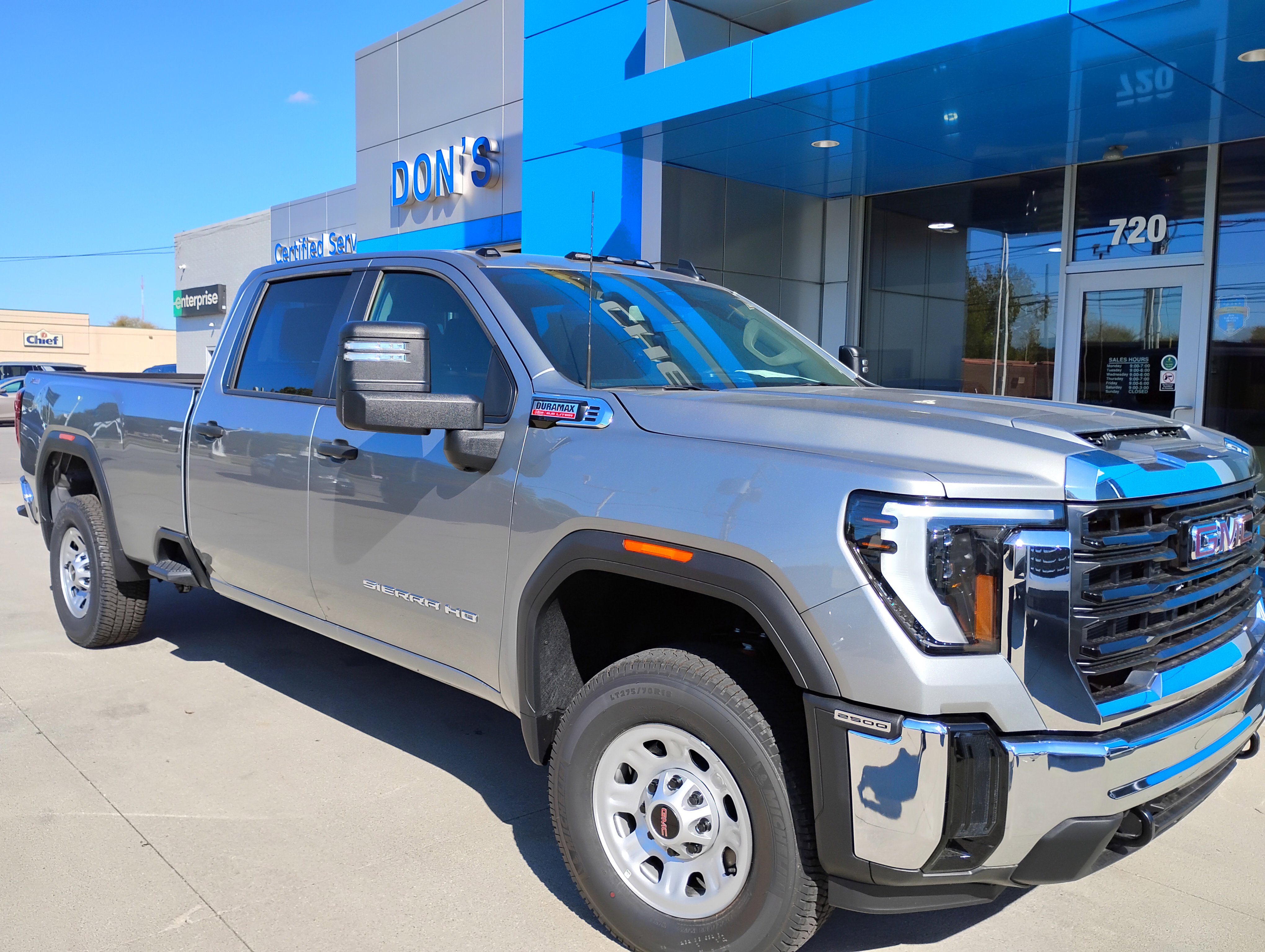 New 2025 GMC Sierra 2500 Pro w/ Convenience Package image 3