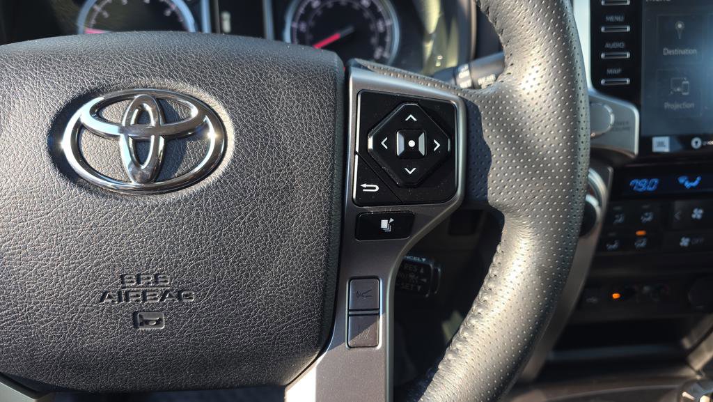 Used 2022 Toyota 4Runner Limited image 23