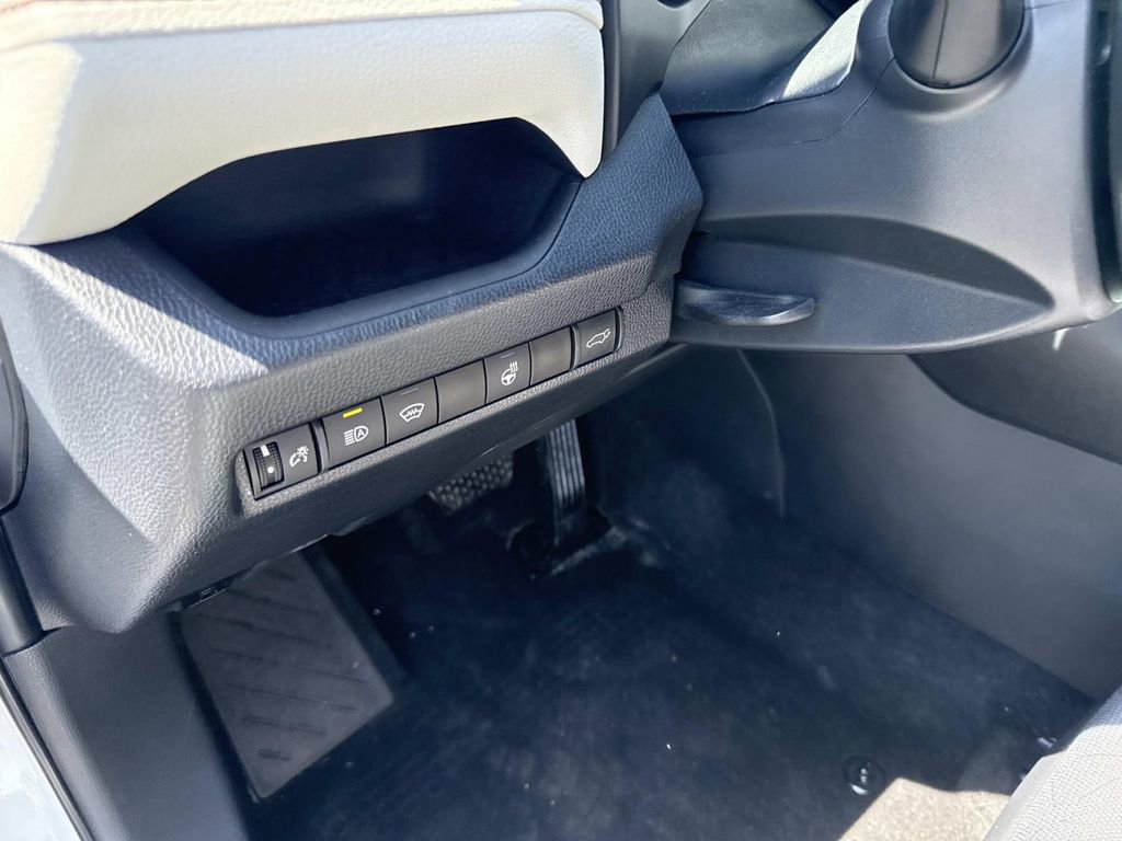 Used 2023 Toyota RAV4 XLE w/ Convenience Package AWD/4WD image 22