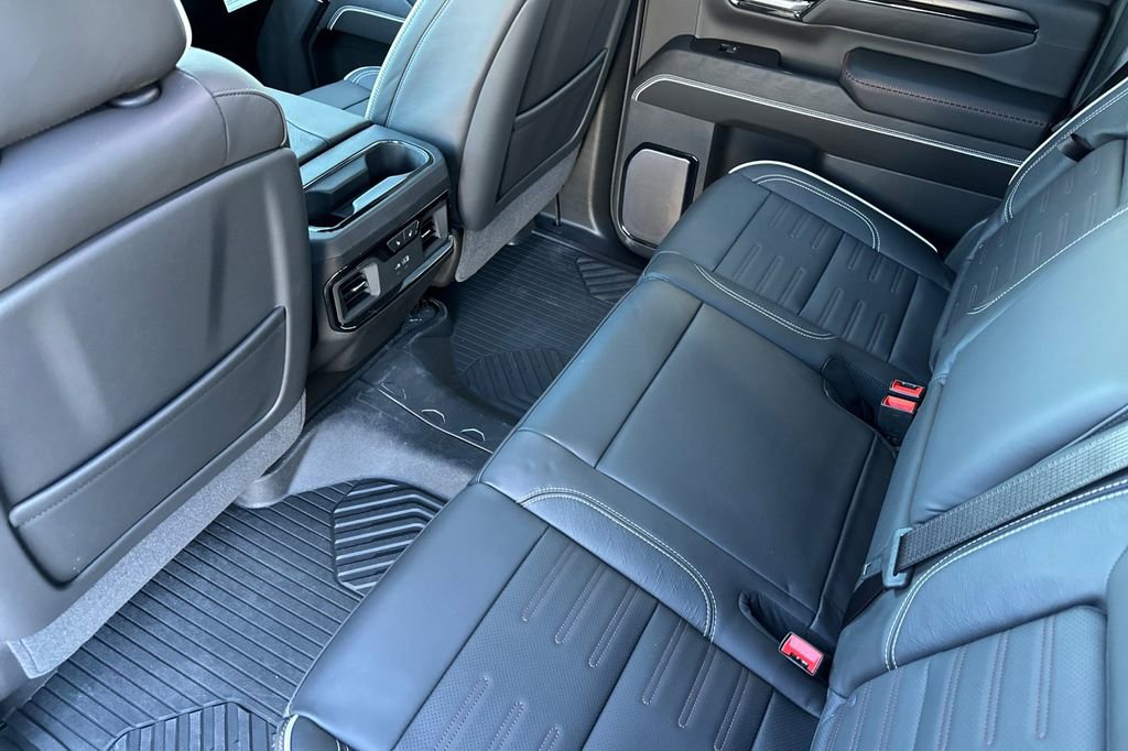 New 2026 GMC Sierra 2500 AT4X w/ AT4X AEV Edition image 10