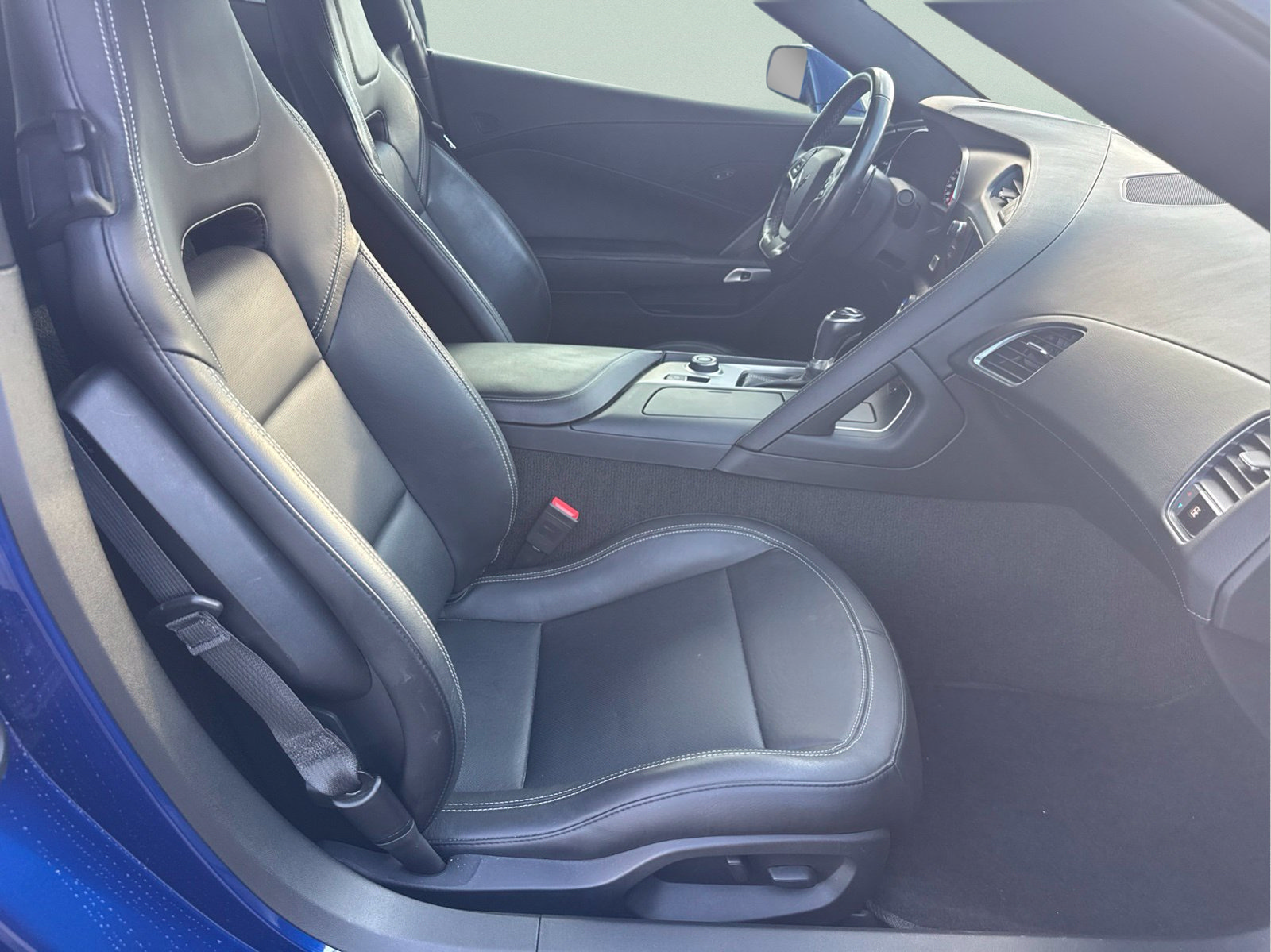 Used 2019 Chevrolet Corvette Stingray Coupe w/ 1LT RWD image 23
