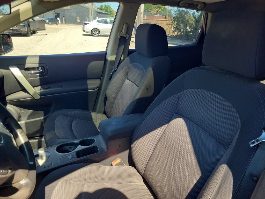 Used 2012 Nissan Rogue SV w/ Premium Pkg AWD/4WD image 10