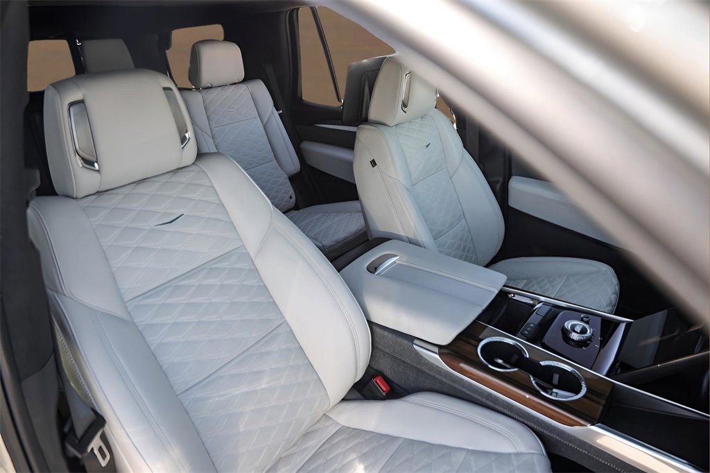 Certified 2025 Cadillac Escalade Sport Platinum w/ LPO, Floor Liner Package image 29