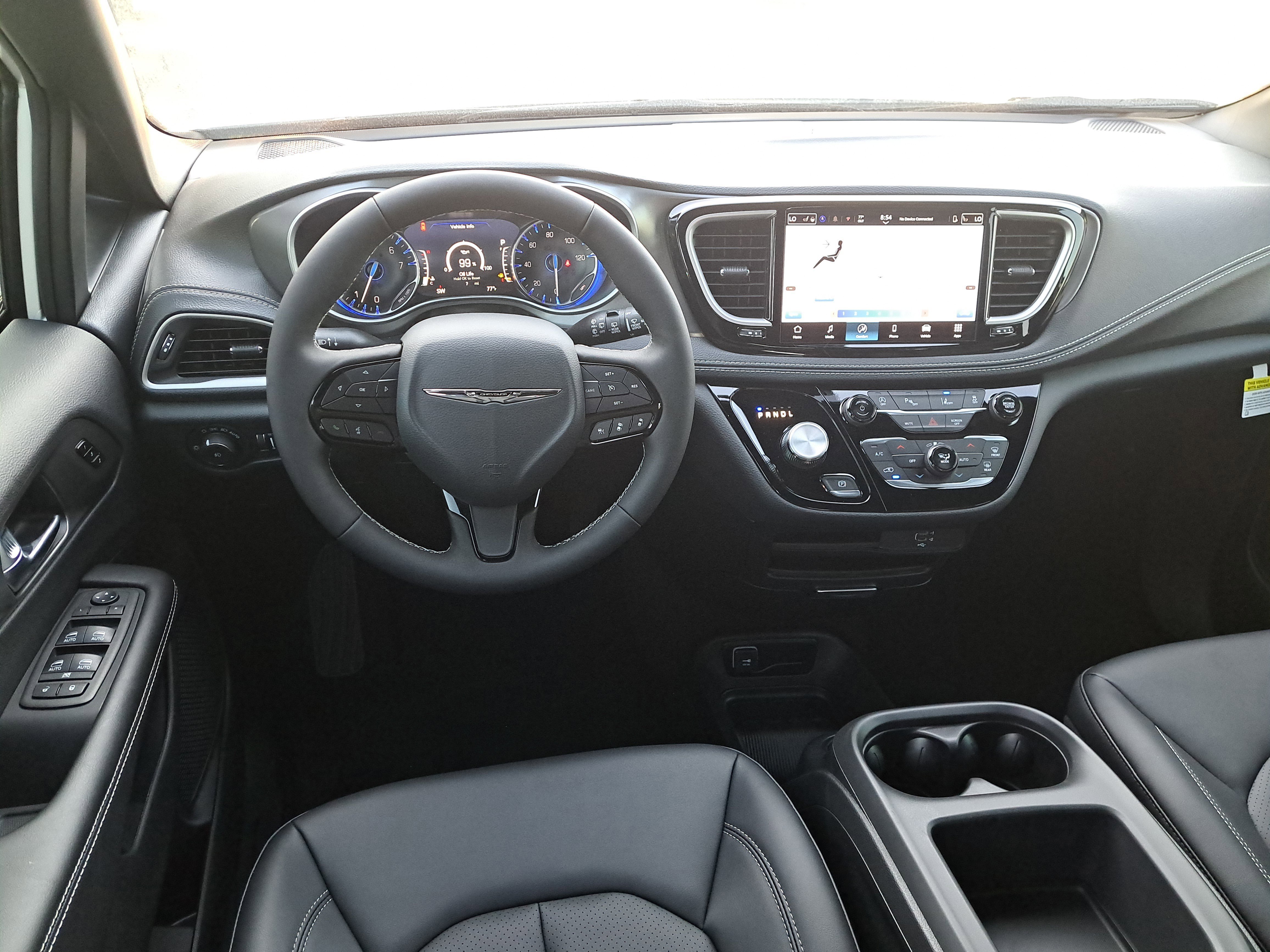 New 2026 Chrysler Pacifica Select image 8