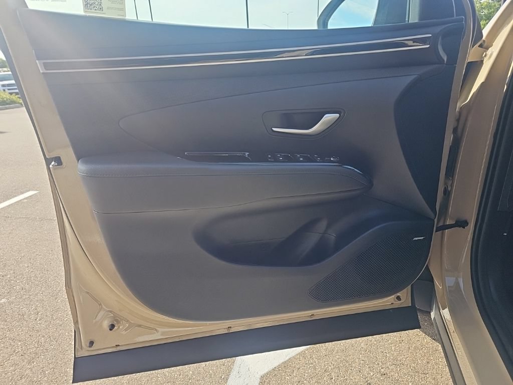 Certified 2024 Hyundai Santa Cruz Limited AWD/4WD image 10