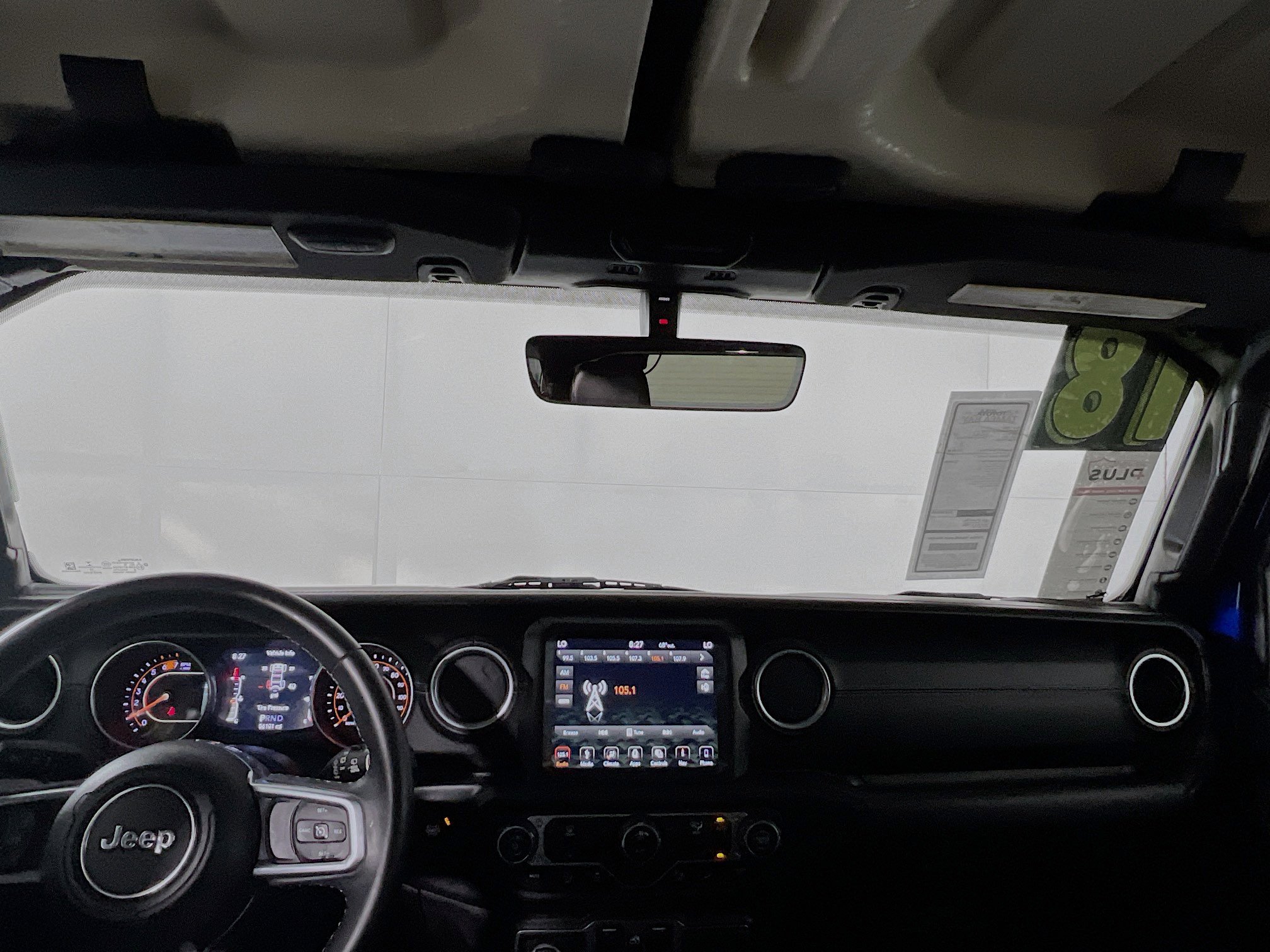 Used 2018 Jeep Wrangler Unlimited Sahara AWD/4WD image 29