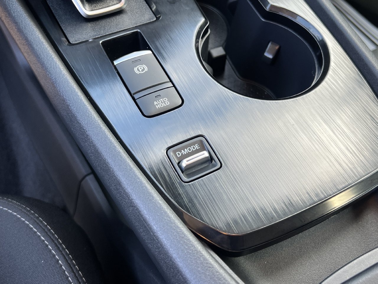Used 2026 Nissan Rogue SV FWD image 16