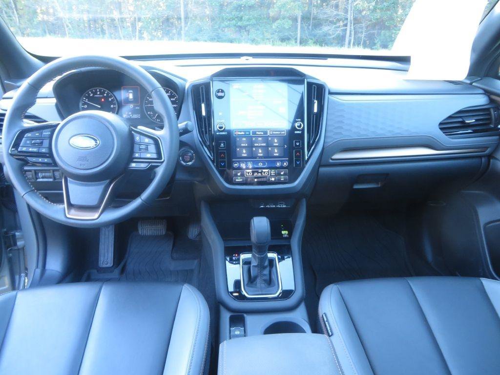 Used 2025 Subaru Forester Sport AWD/4WD image 12