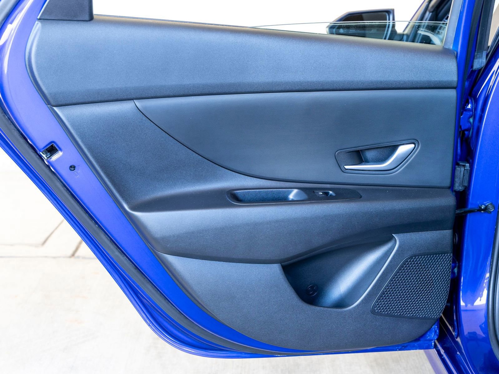 Used 2023 Hyundai Elantra SEL w/ Cargo Package image 20