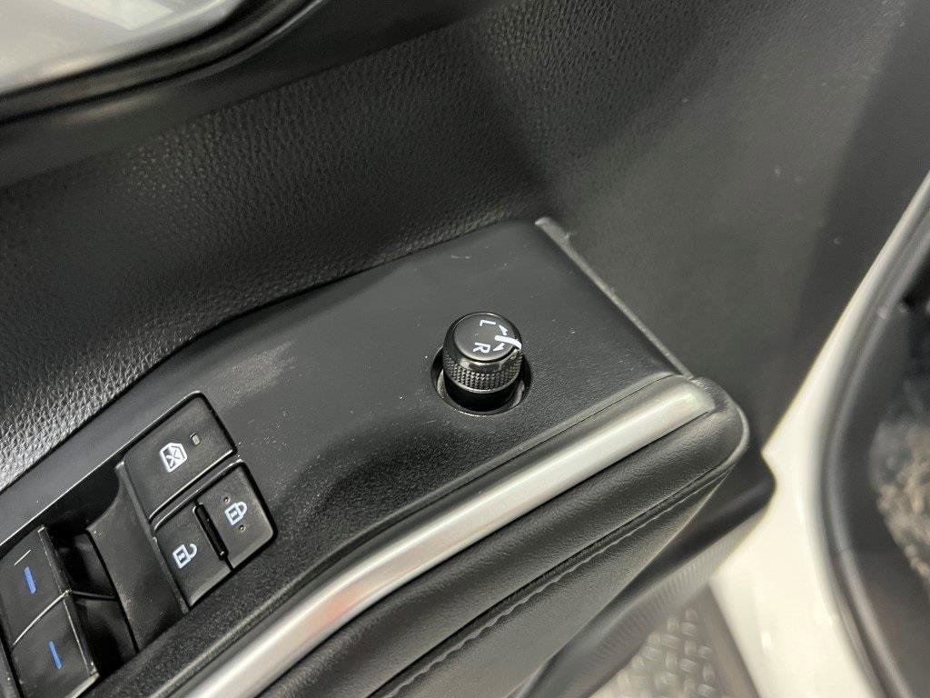 Used 2022 Toyota Highlander XLE image 31