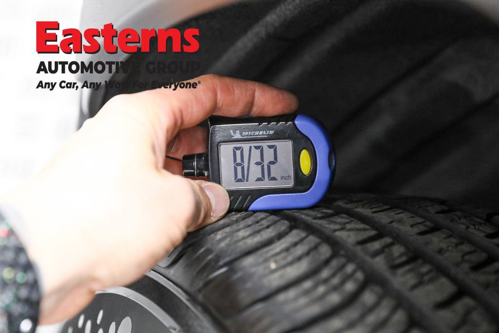 Used 2021 Toyota RAV4 LE image 27