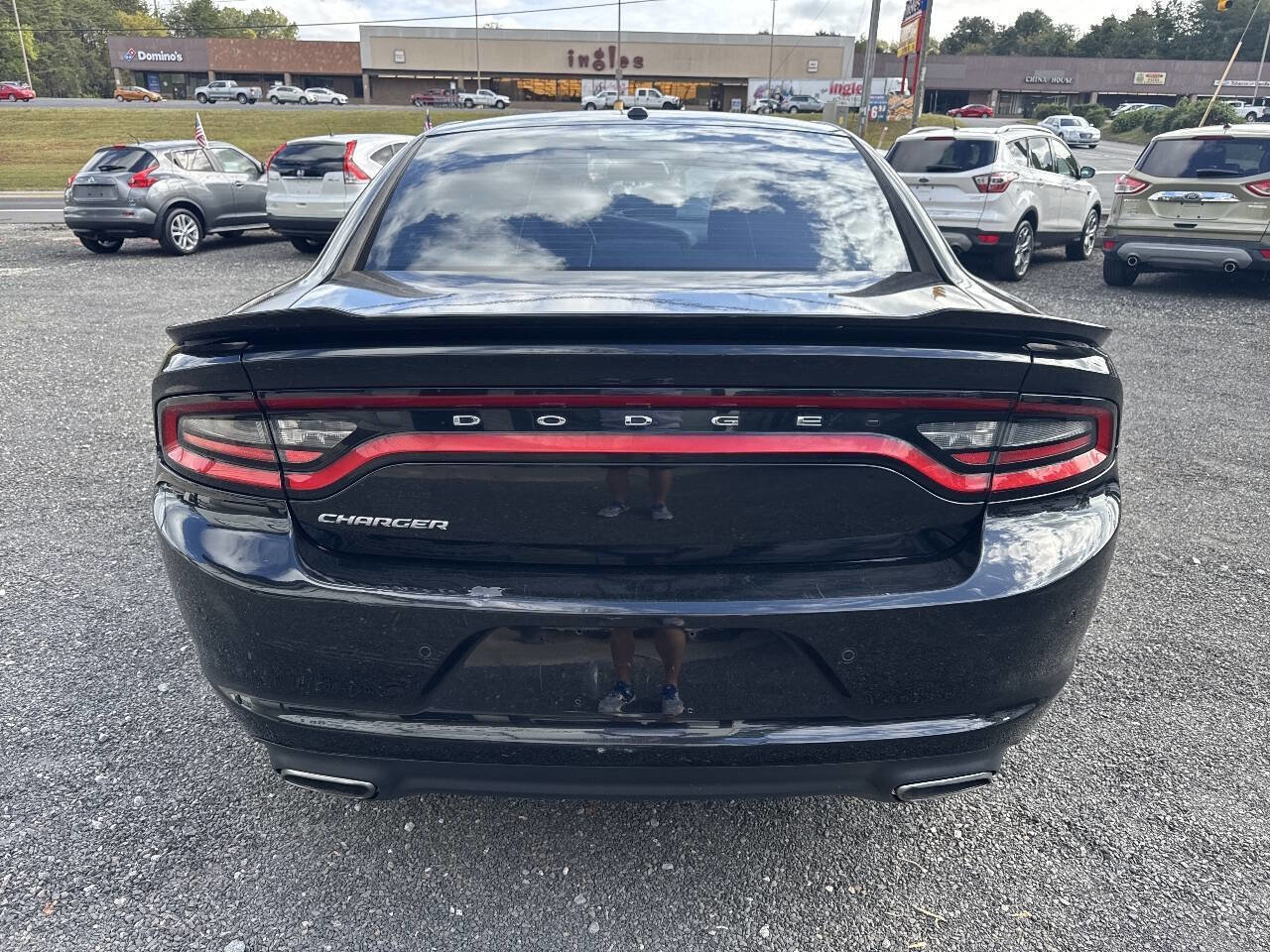 Used 2015 Dodge Charger SE w/ Popular Equipment Group image 5