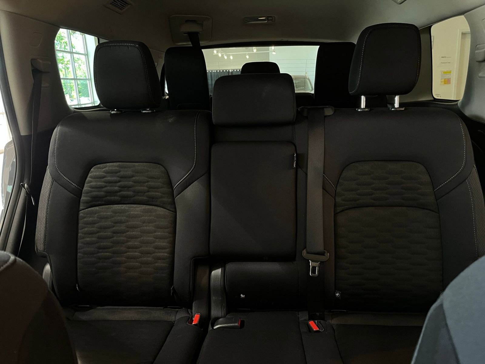 Used 2025 Nissan Pathfinder SV AWD/4WD image 40
