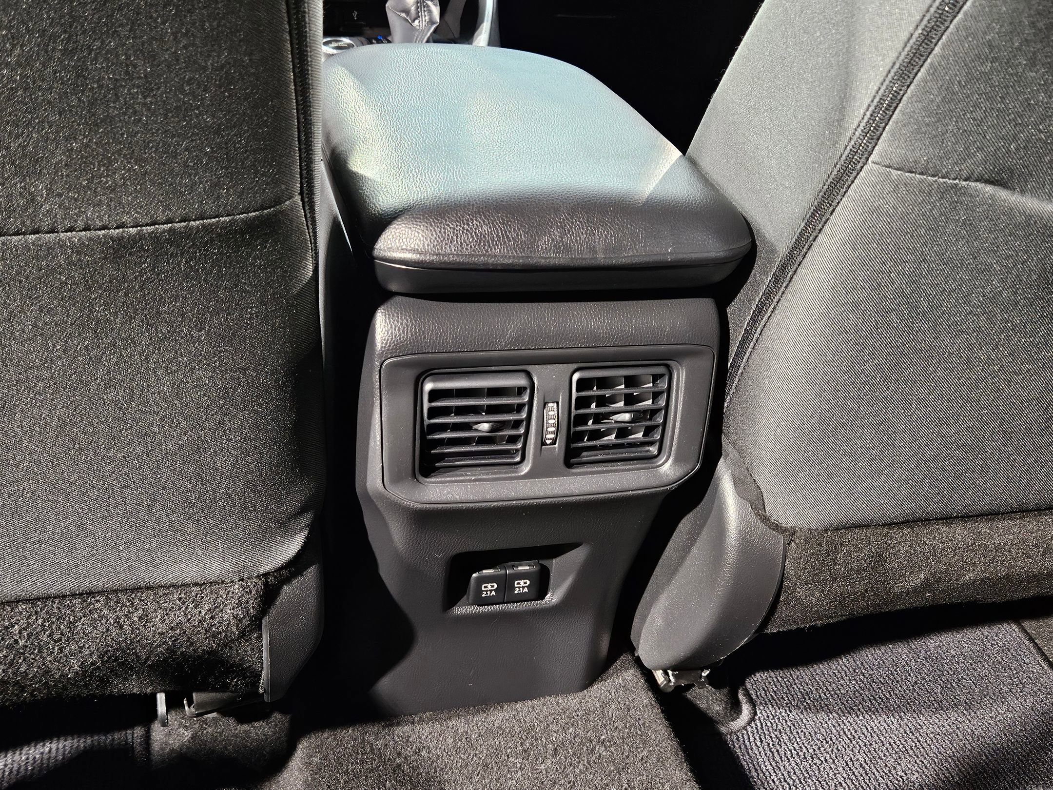 Used 2020 Toyota RAV4 XLE w/ Convenience Package image 37