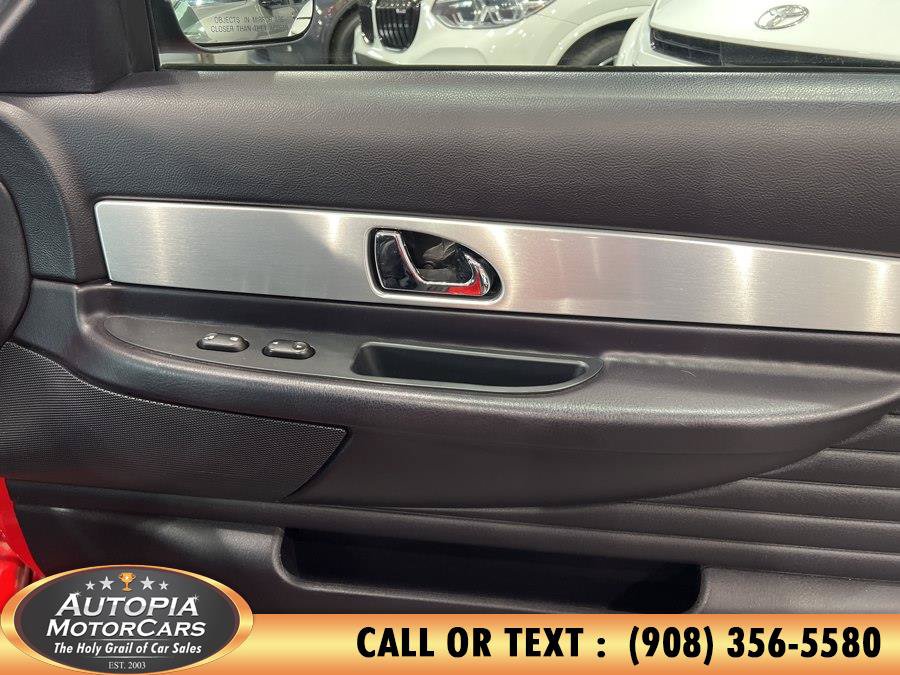 Used 2003 Ford Thunderbird RWD image 15
