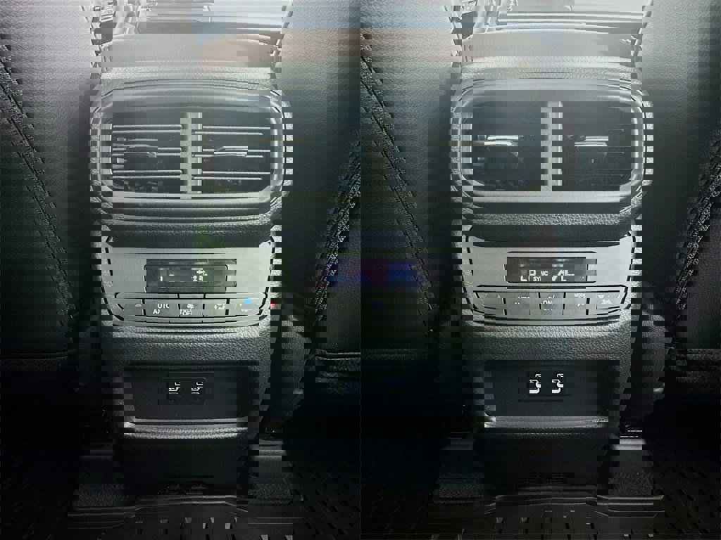 New 2026 Honda Pilot Touring image 28